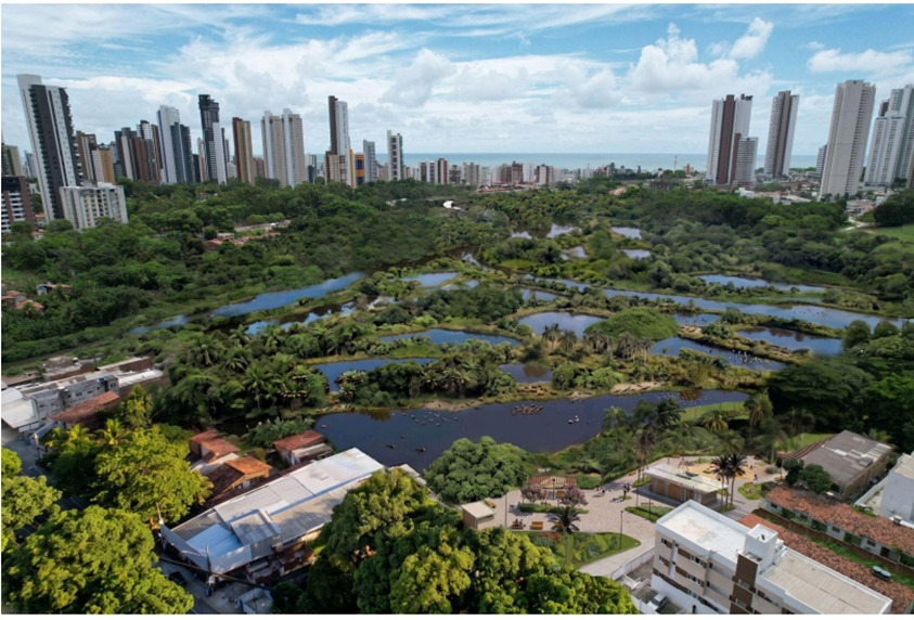 Trecho 02, mostrando as planícies inundáveis e áreas alagáveis sendo apropriadas pela fauna local