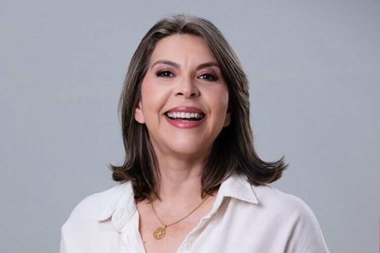 VÍDEO: Eliza reafirma valores cristãos e vota contra projetos carnavalescos: “não concordo com crianças vestidas de diabinho”